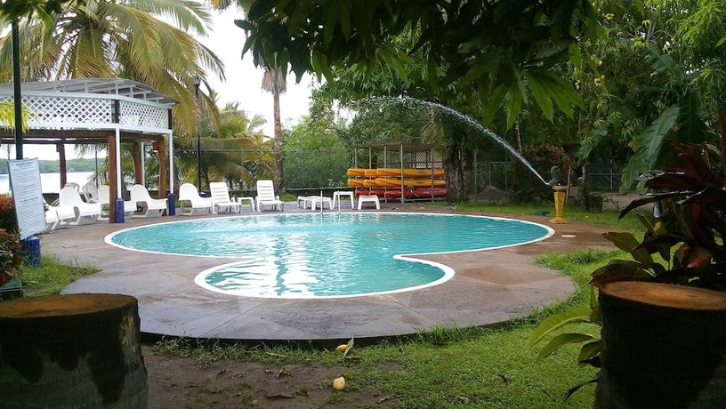 Imagen de la piscina del Hotel Marina San Blas. Foto 19