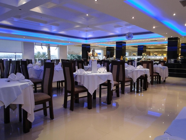 Imagen del bar/restaurante del Hotel Marina Sharm. Foto 1