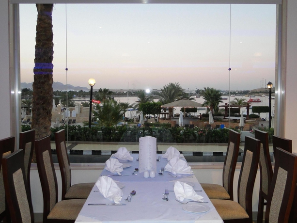 Imagen del bar/restaurante del Hotel Marina Sharm. Foto 2