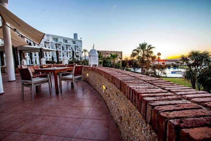 Imagen del bar/restaurante del Hotel Marina Smir and Spa. Foto 5