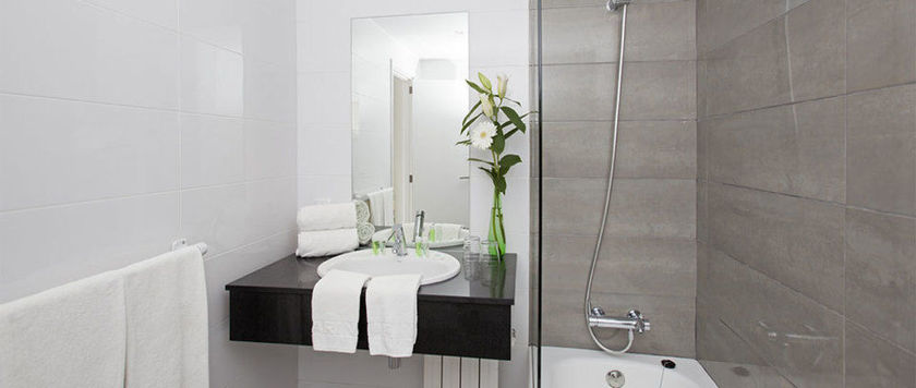 Imagen de la habitación del Hotel Marina Soller and Wellness Spa. Foto 10