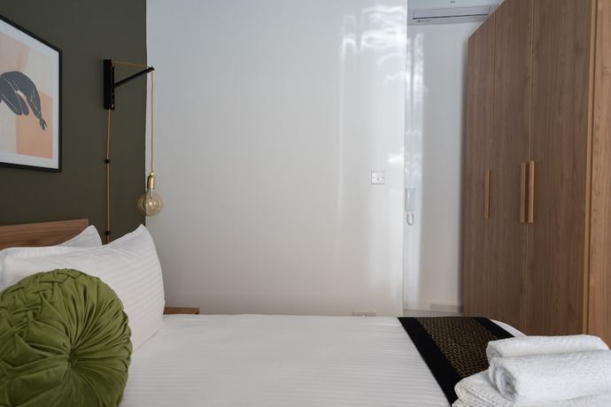 Imagen de la habitación del Hotel Marina Studios. Foto 2