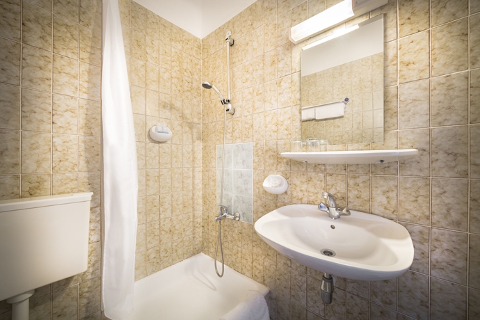 Imagen de la habitación del Hotel Marina Sunny By Valamar. Foto 4