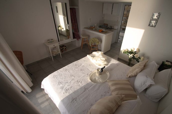 Imagen de la habitación del Hotel Marina Sunset View Mykonos. Foto 7