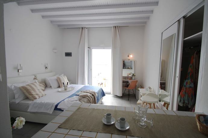 Imagen de la habitación del Hotel Marina Sunset View Mykonos. Foto 13
