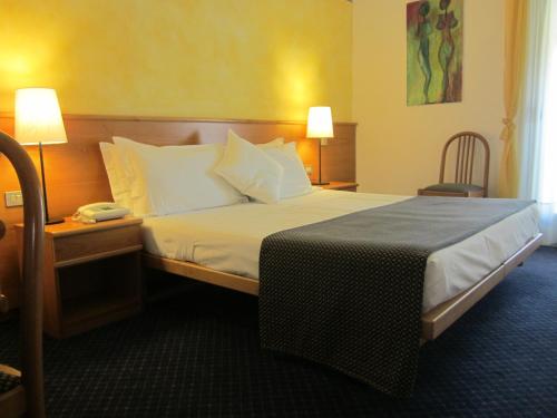 Imagen de la habitación del Hotel Marina, Torri Del Benaco. Foto 7