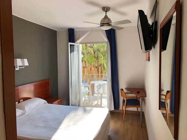 Imagen de la habitación del Hotel Marina Tossa. Foto 5
