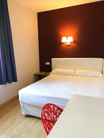 Imagen de la habitación del Hotel Marina Tossa. Foto 10