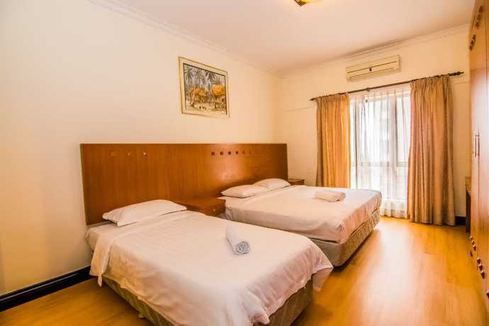 Imagen de la habitación del Hotel Marina Travellers Suite Marina Court. Foto 10