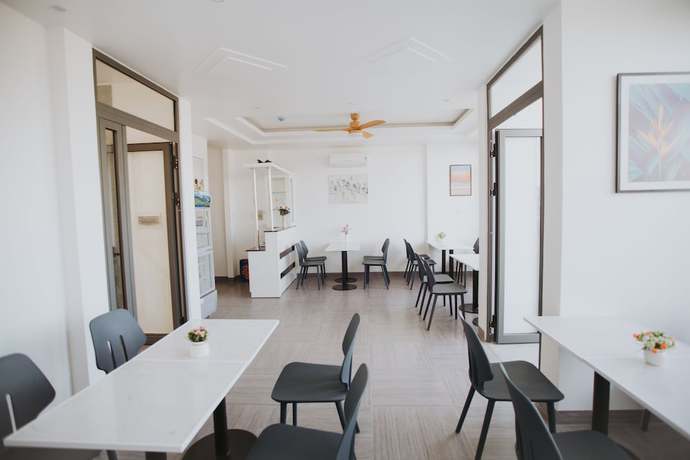 Imagen del bar/restaurante del Hotel Marina, Tuy Hoa. Foto 2