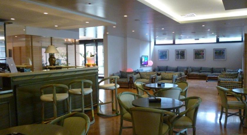 Imagen general del Hotel Marina Uno. Foto 2