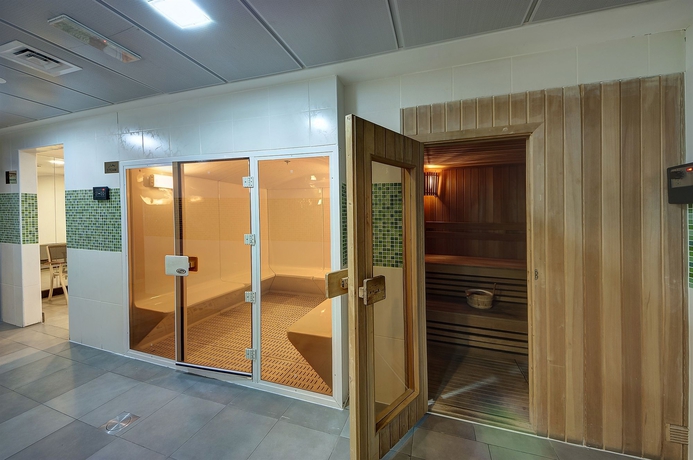 Imagen de la piscina del Hotel Marina View Apartments. Foto 15