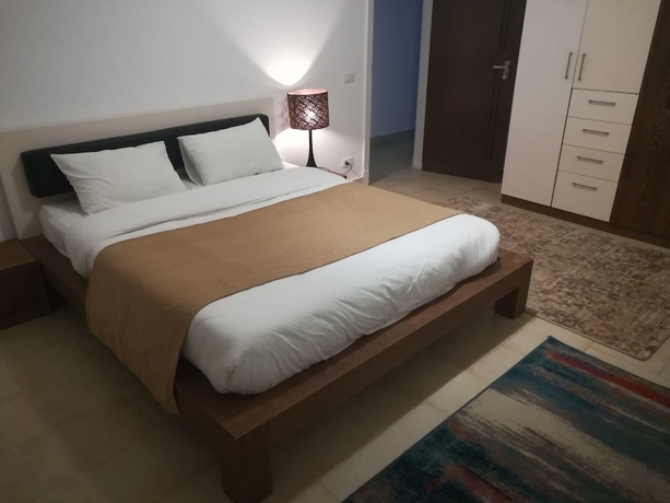 Imagen de la habitación del Hotel Marina View Residence. Foto 13