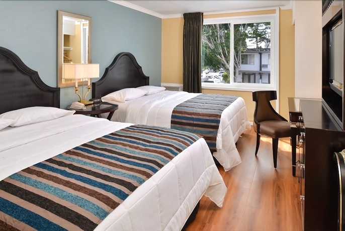 Imagen de la habitación del Hotel Marina Village Inn. Foto 5