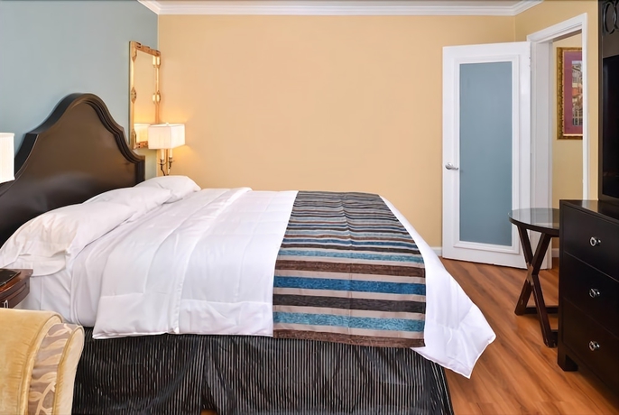 Imagen de la habitación del Hotel Marina Village Inn. Foto 6