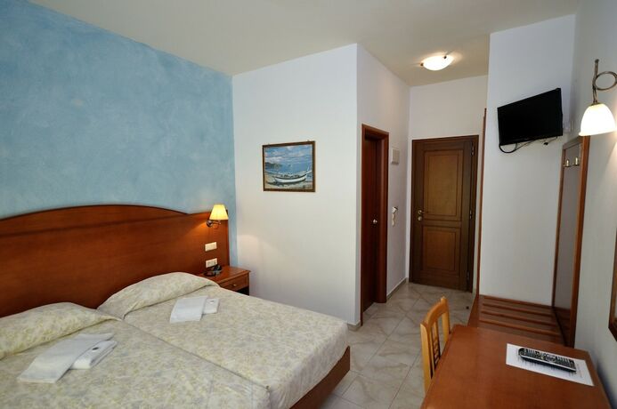 Imagen de la habitación del Hotel Marina Village, Itanos Municipal Unit. Foto 13