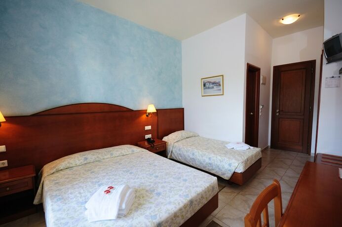 Imagen general del Hotel Marina Village, Itanos Municipal Unit. Foto 6