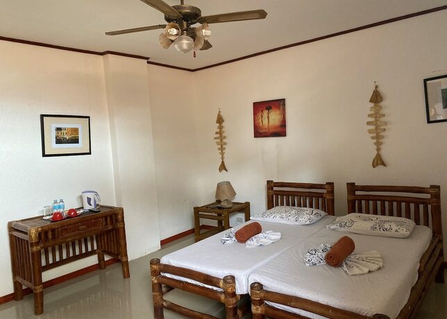 Imagen de la habitación del Hotel Marina Village Resort Moalboal. Foto 3