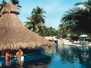 Imagen de la piscina del Hotel Marina Villas - Grand Isla Navidad. Foto 9