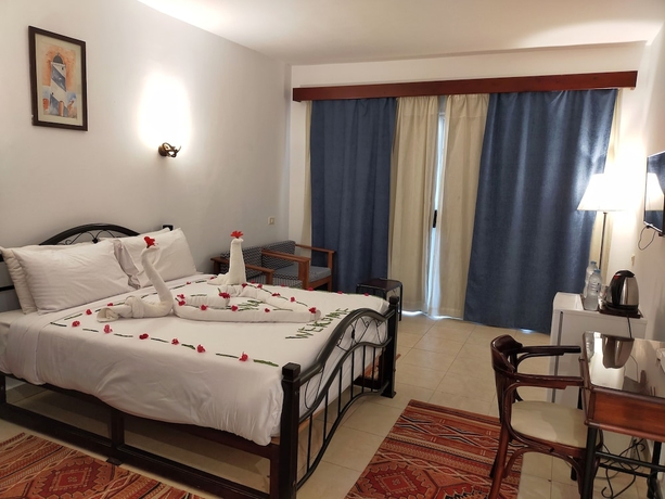 Imagen de la habitación del Hotel Marina Wadi Degla. Foto 7