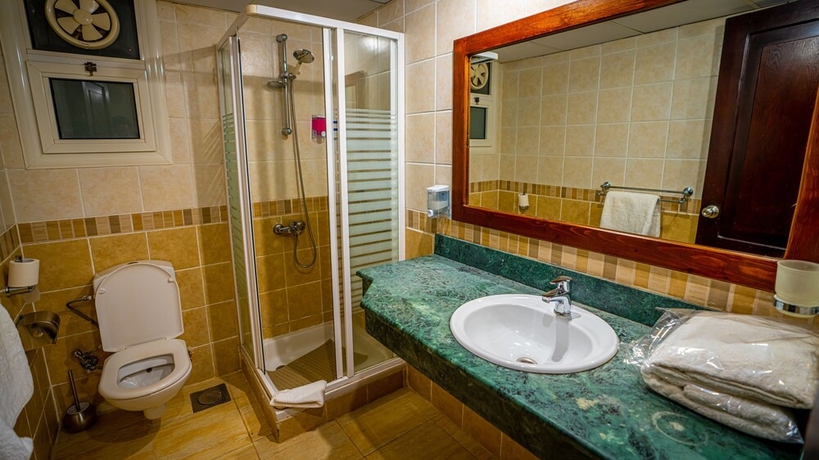 Imagen de la habitación del Hotel Marina Wadi Degla. Foto 15