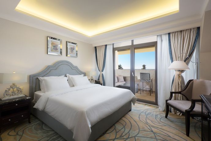 Imagen de la habitación del Hotel Marina Yacht. Foto 19