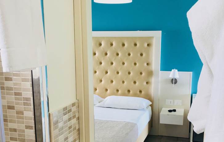 Imagen de la habitación del Hotel Marina del Capo, Ricadi. Foto 3