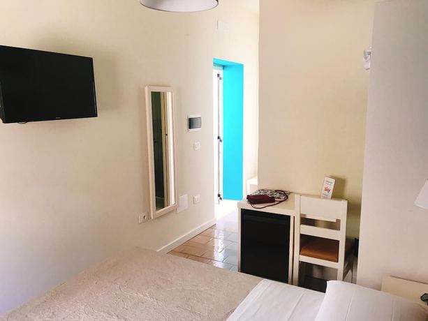 Imagen de la habitación del Hotel Marina del Capo, Ricadi. Foto 5