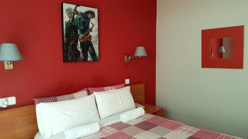 Imagen de la habitación del Hotel Marinada. Foto 11