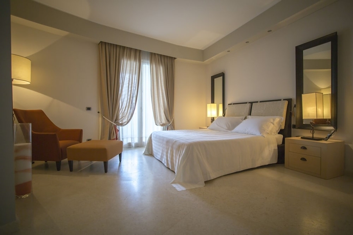 Imagen de la habitación del Hotel Marinagri Greenblu. Foto 3