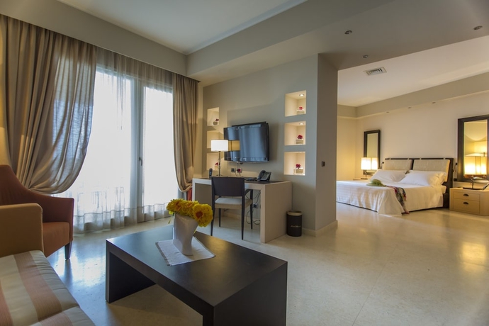 Imagen de la habitación del Hotel Marinagri Greenblu. Foto 12