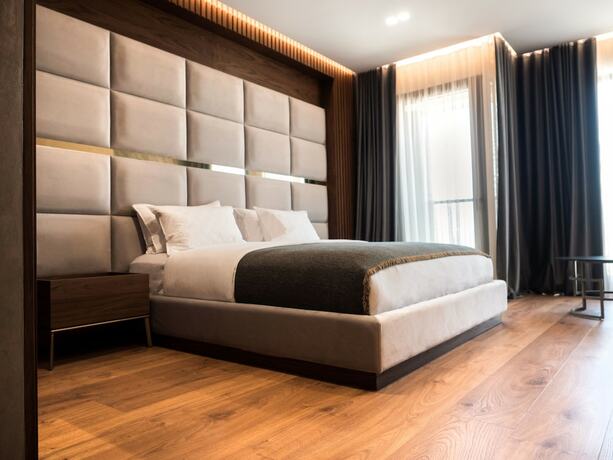 Imagen de la habitación del Hotel Marinaj. Foto 16