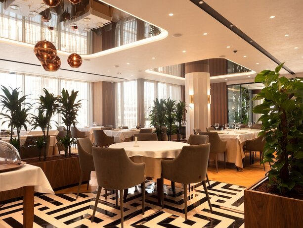 Imagen general del Hotel Marinaj. Foto 4