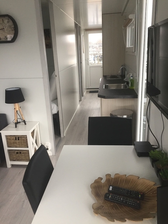 Imagen de la habitación del Hotel Marinaparcs Naarden. Foto 5