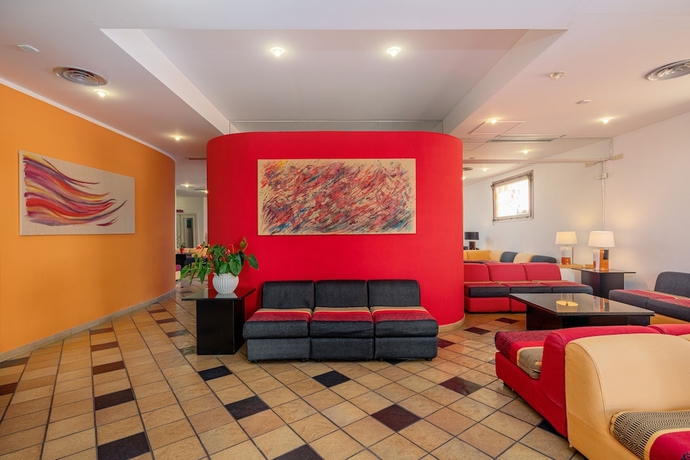 Imagen de los interiores del Hotel Marinaro. Foto 19