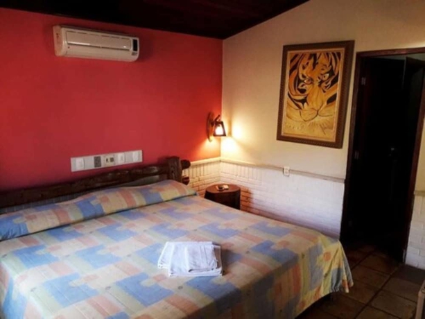 Imagen de la habitación del Hotel Marinas Resort. Foto 9