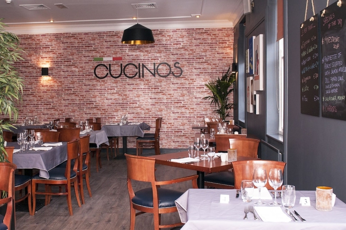 Imagen del bar/restaurante del Hotel Marine, Dublín. Foto 6