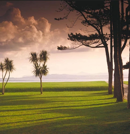 Imagen de los exteriores del Hotel Marine, Dublín. Foto 14