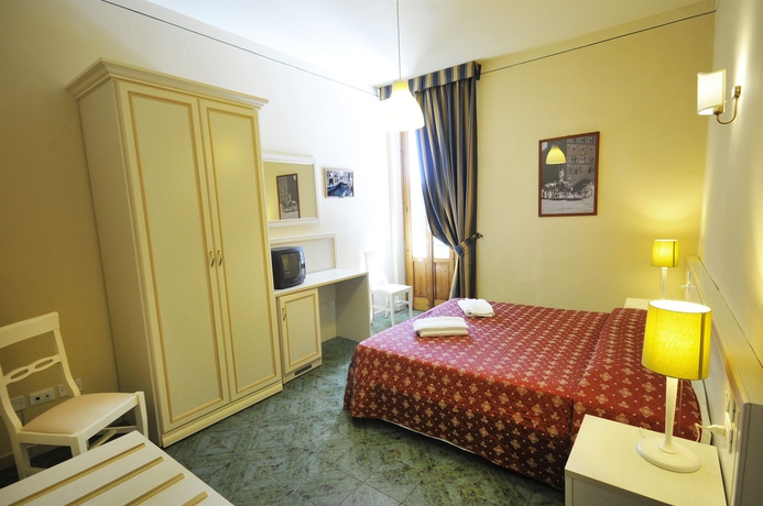 Imagen de la habitación del Hotel Marine, Florencia. Foto 6