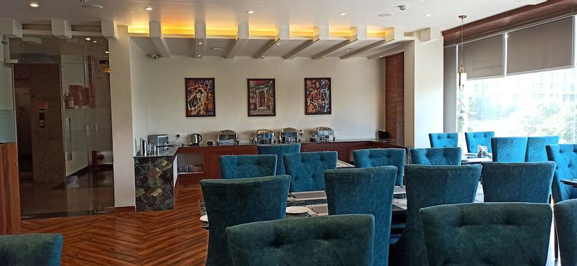 Imagen del bar/restaurante del Hotel Marine House. Foto 5
