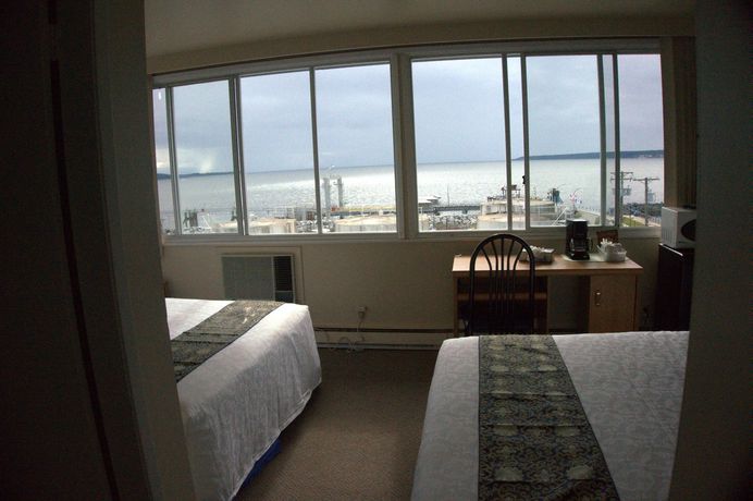 Imagen de la habitación del Hotel Marine Inn, Powell River. Foto 16