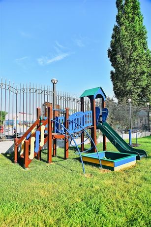 Imagen de los exteriores del Hotel Marine Palace, Gelendzhik. Foto 19