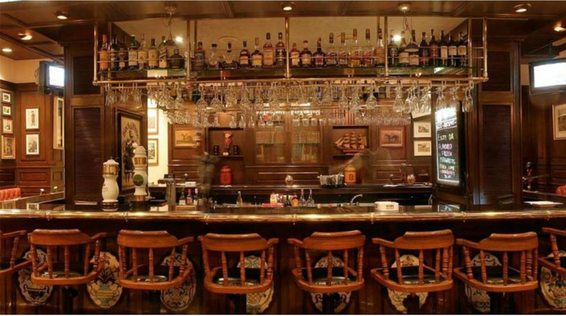 Imagen del bar/restaurante del Hotel Marine Plaza Mumbai. Foto 3