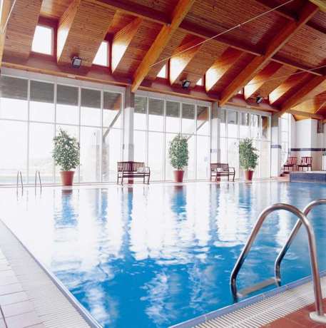 Imagen de la piscina del Hotel Marine Troon. Foto 18