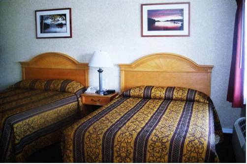 Imagen de la habitación del Hotel Marine Village Resort. Foto 5