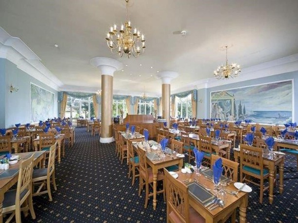 Imagen del bar/restaurante del Hotel Marine and Lawn Dornoch. Foto 3