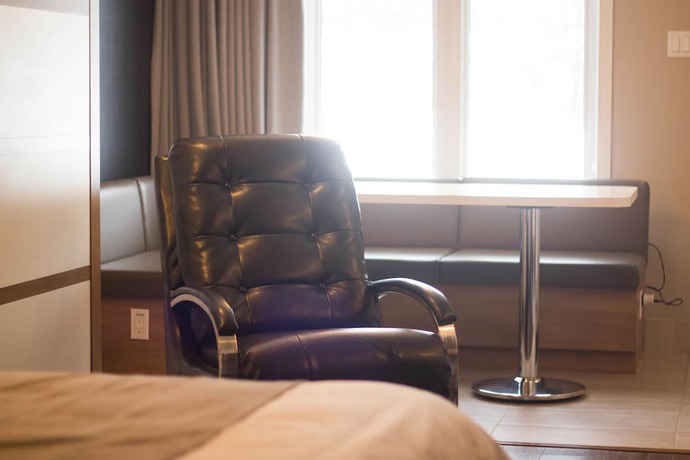 Imagen de la habitación del Hotel Marineau La Tuque. Foto 18