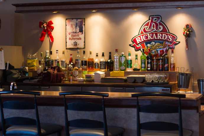 Imagen del bar/restaurante del Hotel Marineau Mattawin. Foto 3