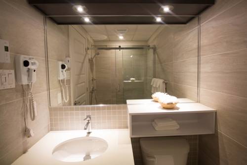 Imagen de la habitación del Hotel Marineau Shawinigan. Foto 3