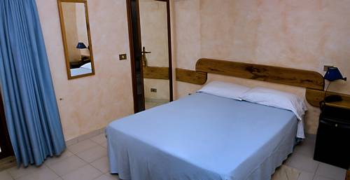 Imagen de la habitación del Hotel Marinella, Pizzo. Foto 3